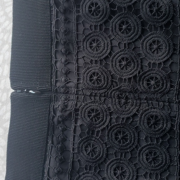 Loft Black Lace Skirt Size 12 - Picture 8 of 10